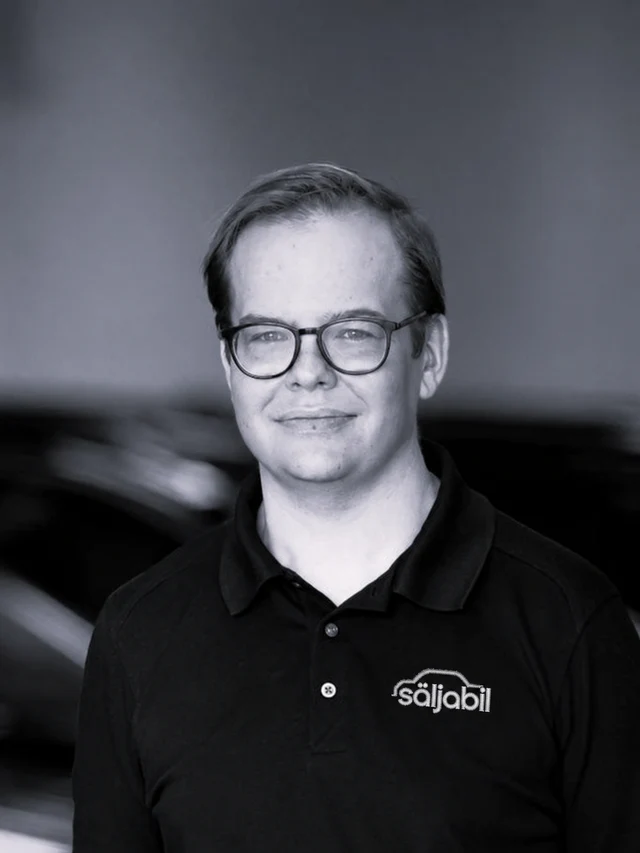 Niklas Lennartsson i Säljabil-piké